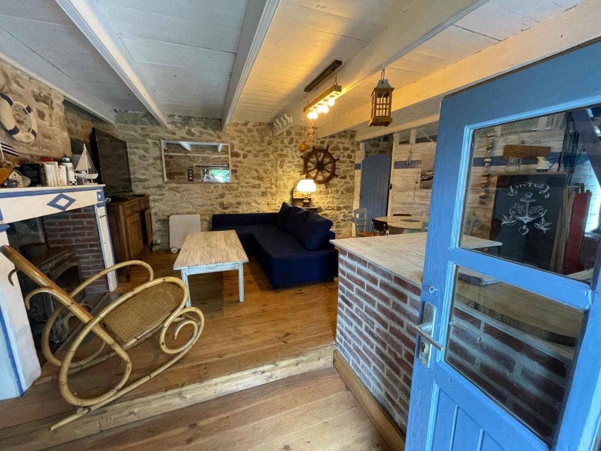 Authentique Maison De Pecheur Au Coeur D'Un Hameau 卡松 外观 照片